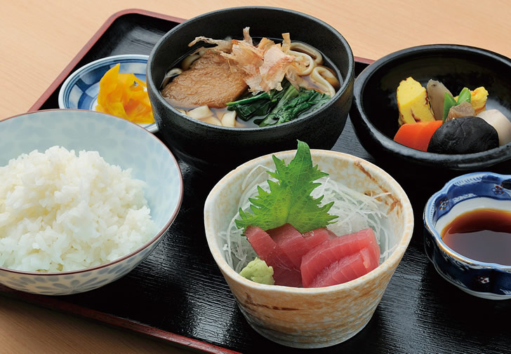 ▲Kishimen set meal